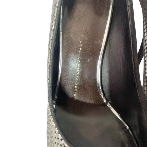 Giuseppe Zanotti Silver Metallic Peep-Toe Pumps‎ Size 38.5 - Picture 13 of 16